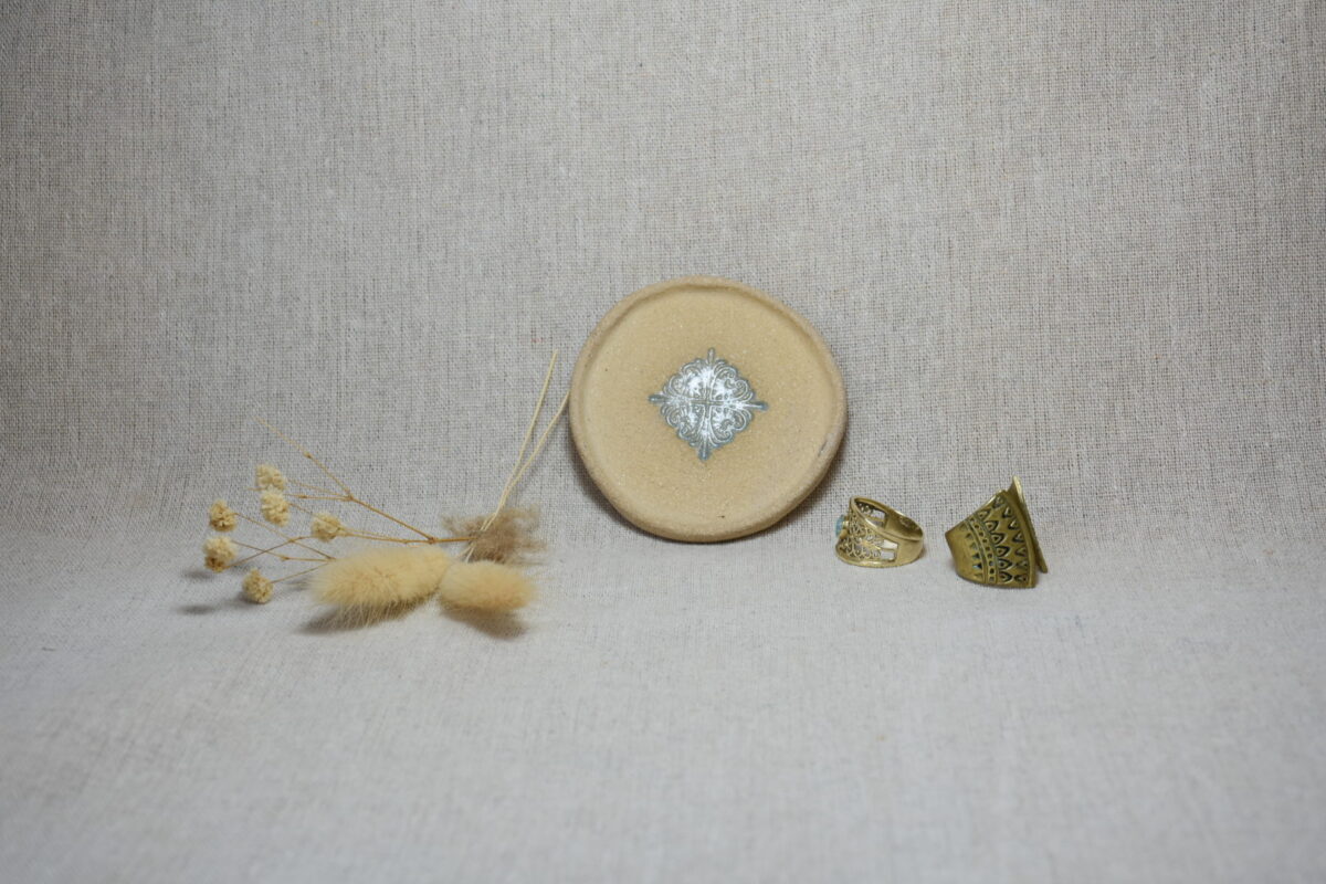Earthy Stoneware Catchall | Minimalist Round Trinket Dish with Glazed Mandala Earthy Stoneware Catchall | Minimalist Round Trinket Dish with Glazed Mandala